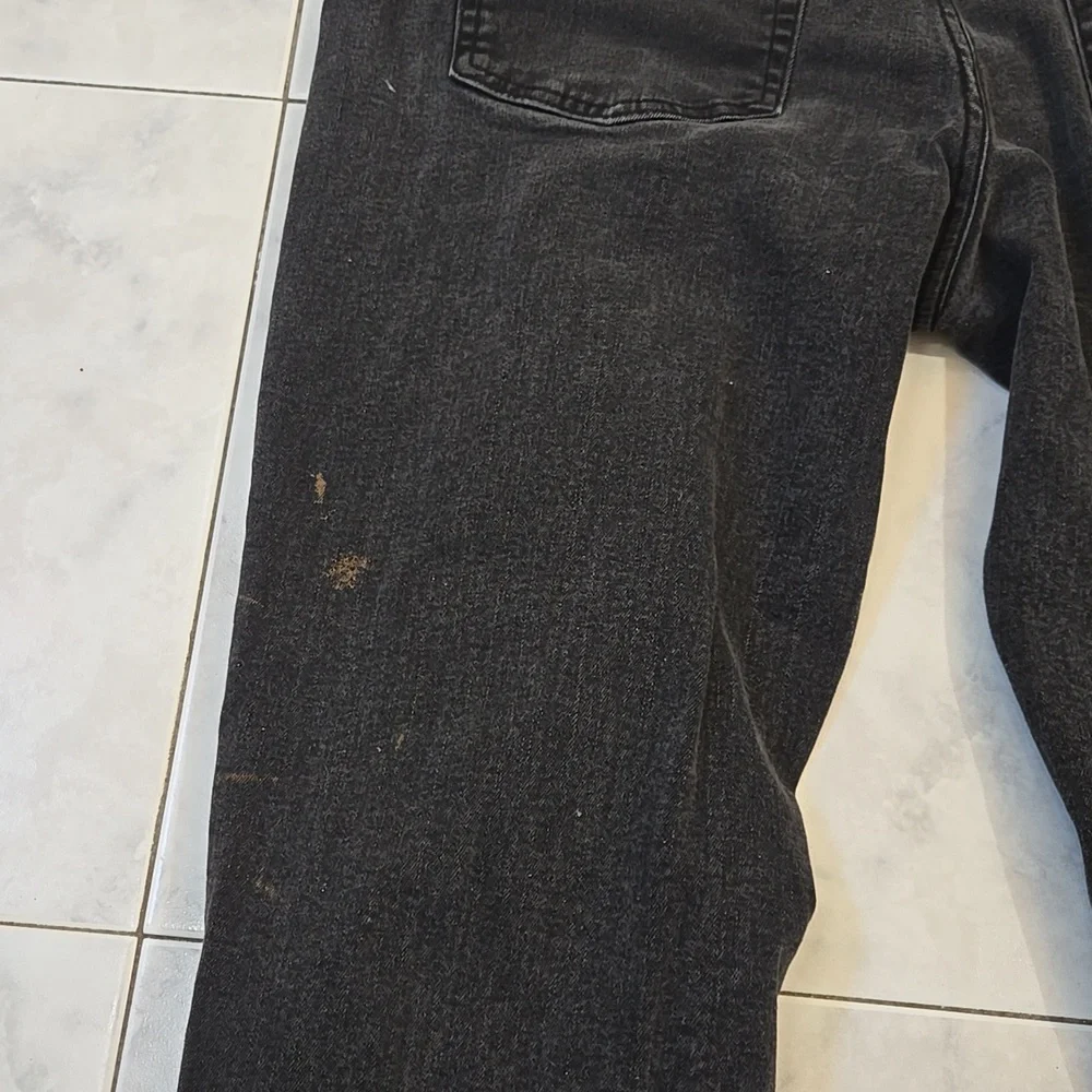 Men's DKNY Jeans - Picture 9 of 15